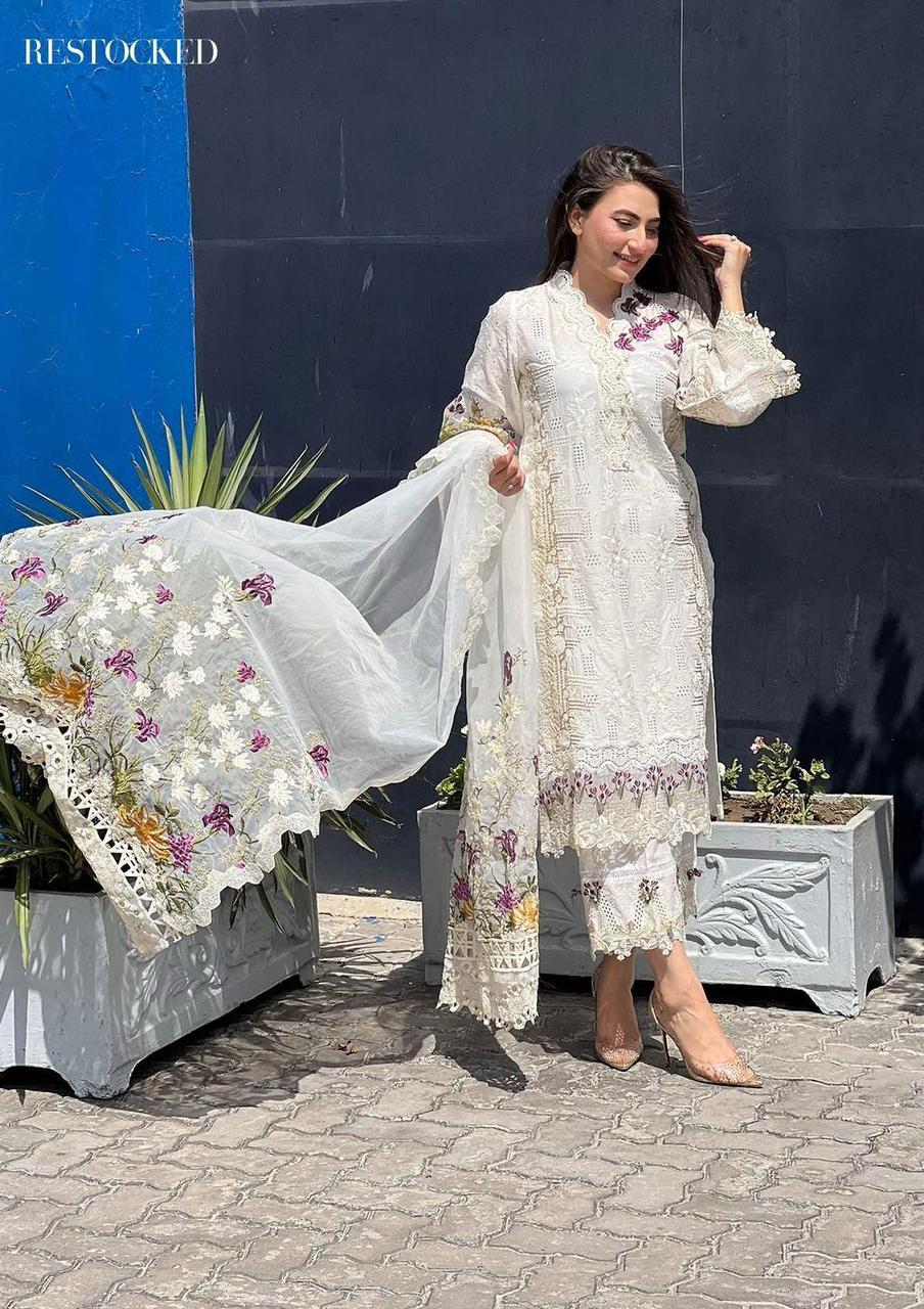 Elaf EF-611 | Luxury Lawn Collection Crystal-22 – Heavy Embroidered 3 Piece Suit