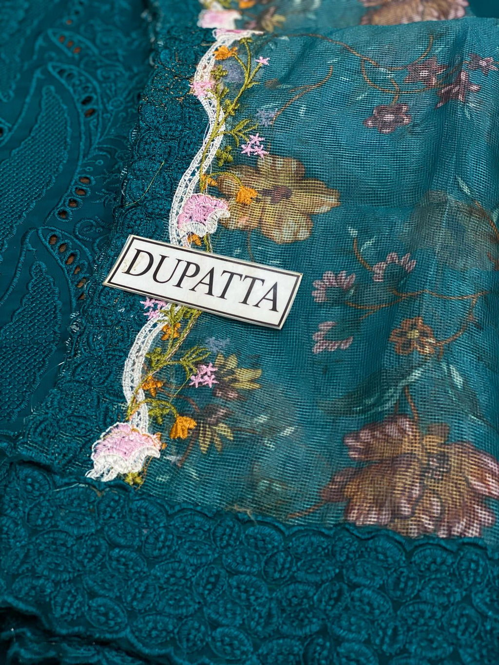 DESIGN 2A LUXURY LAWN 2025 UNSTITCHED