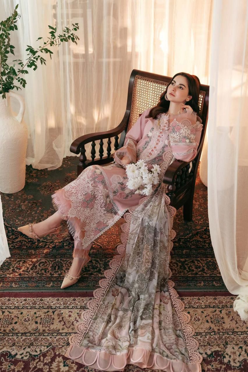 Grace S1268-Embroidered 3pc CHIKANKARI Lawn Dress With Printed Munar Dupatta.