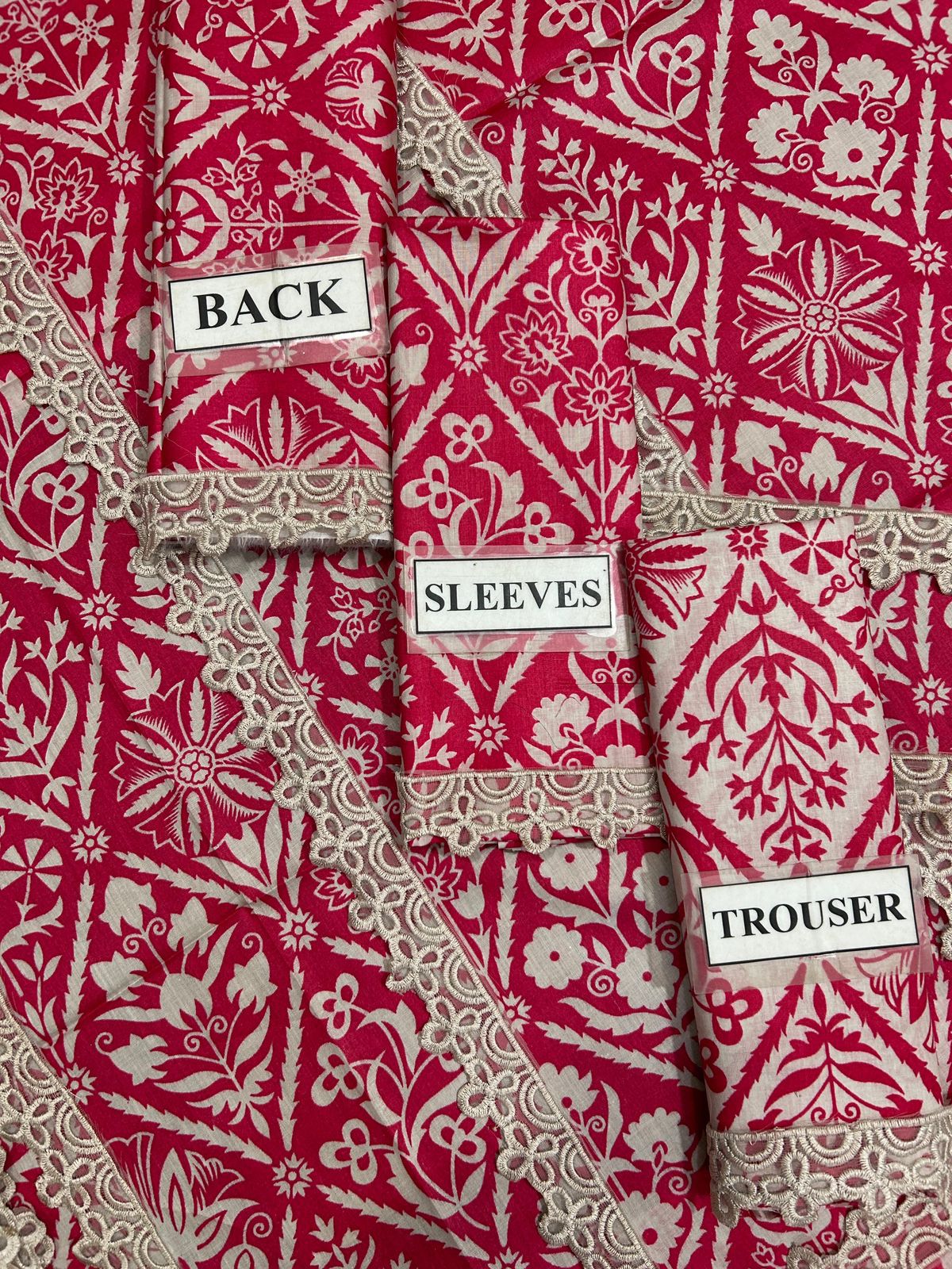 3 PC PRINTED LAWN SUIT MB 125