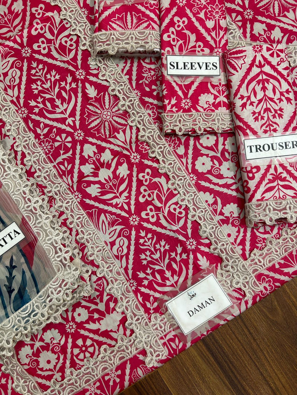 3 PC PRINTED LAWN SUIT MB 125