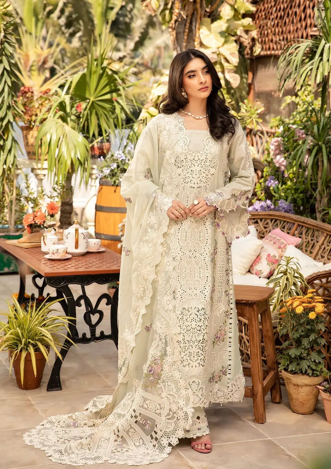 Lawn - Elaf Premium - Luxury Lawn 25 - ELM#1B - Sanaa