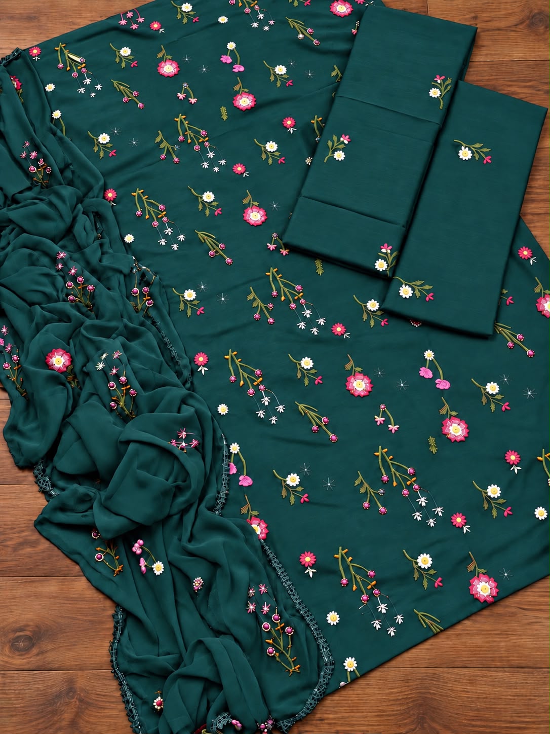 Unstitched 3 Piece Dhanak Embroidered Suit